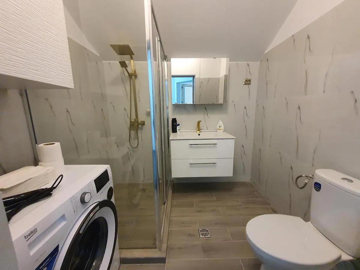 Apartment 3 Rooms Cinema Garden Parking House Bucharest