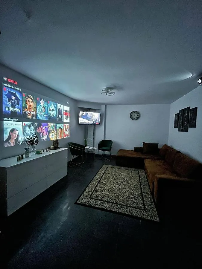 Apartment 3 Rooms Cinema Garden Parking House Bucharest Romania